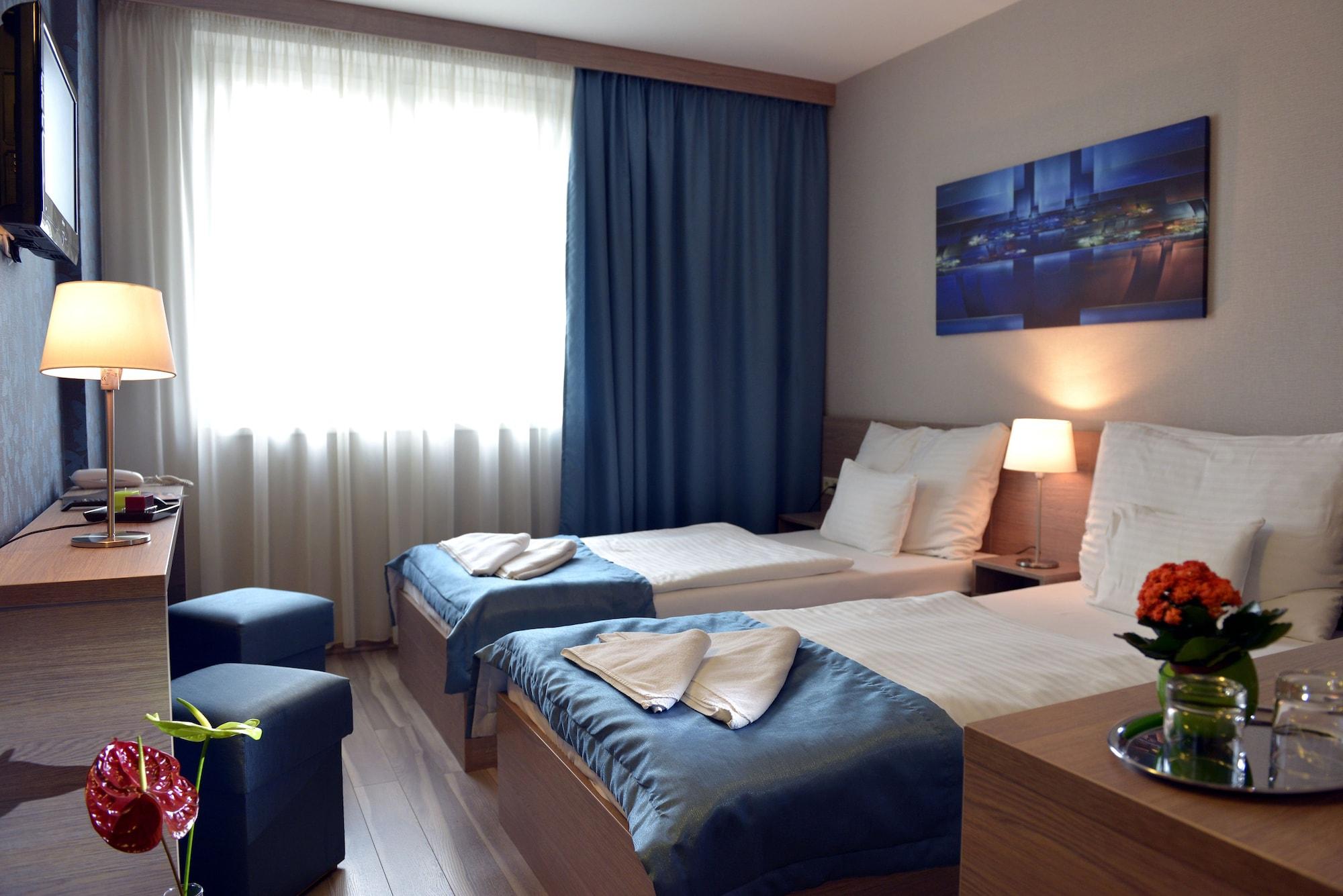 Vitta Hotel Superior Budapest Exteriör bild