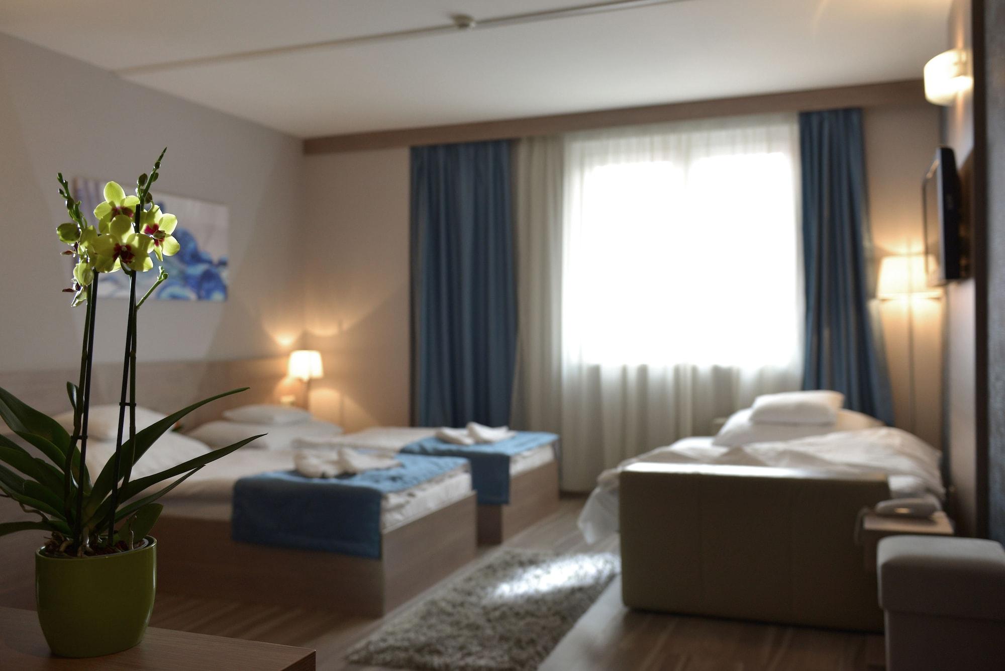 Vitta Hotel Superior Budapest Exteriör bild